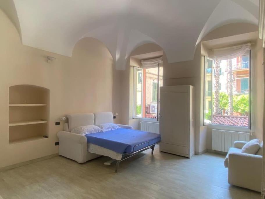 Appartamento Incantevole In Piazza Bresca, 圣雷默 外观 照片